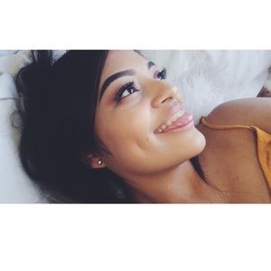 Meet your Posher, Joana